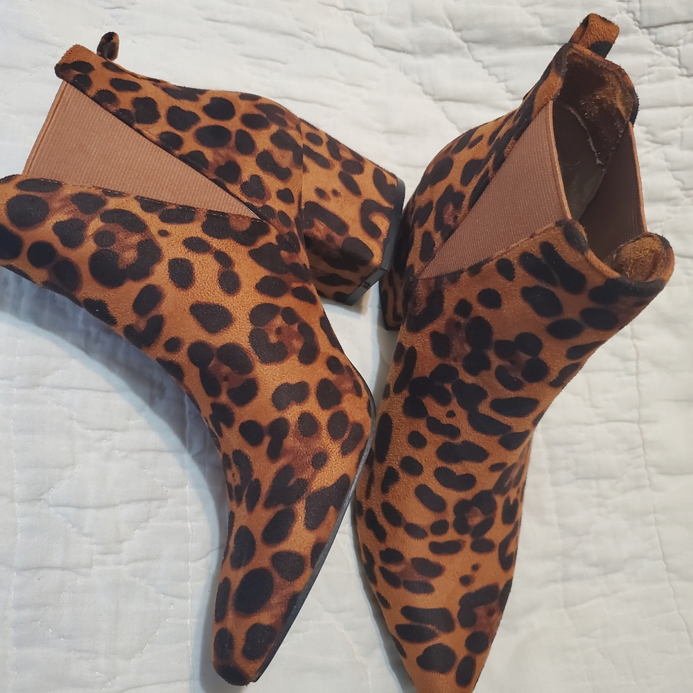 Allegra K Brown Leopard Ankle Booties